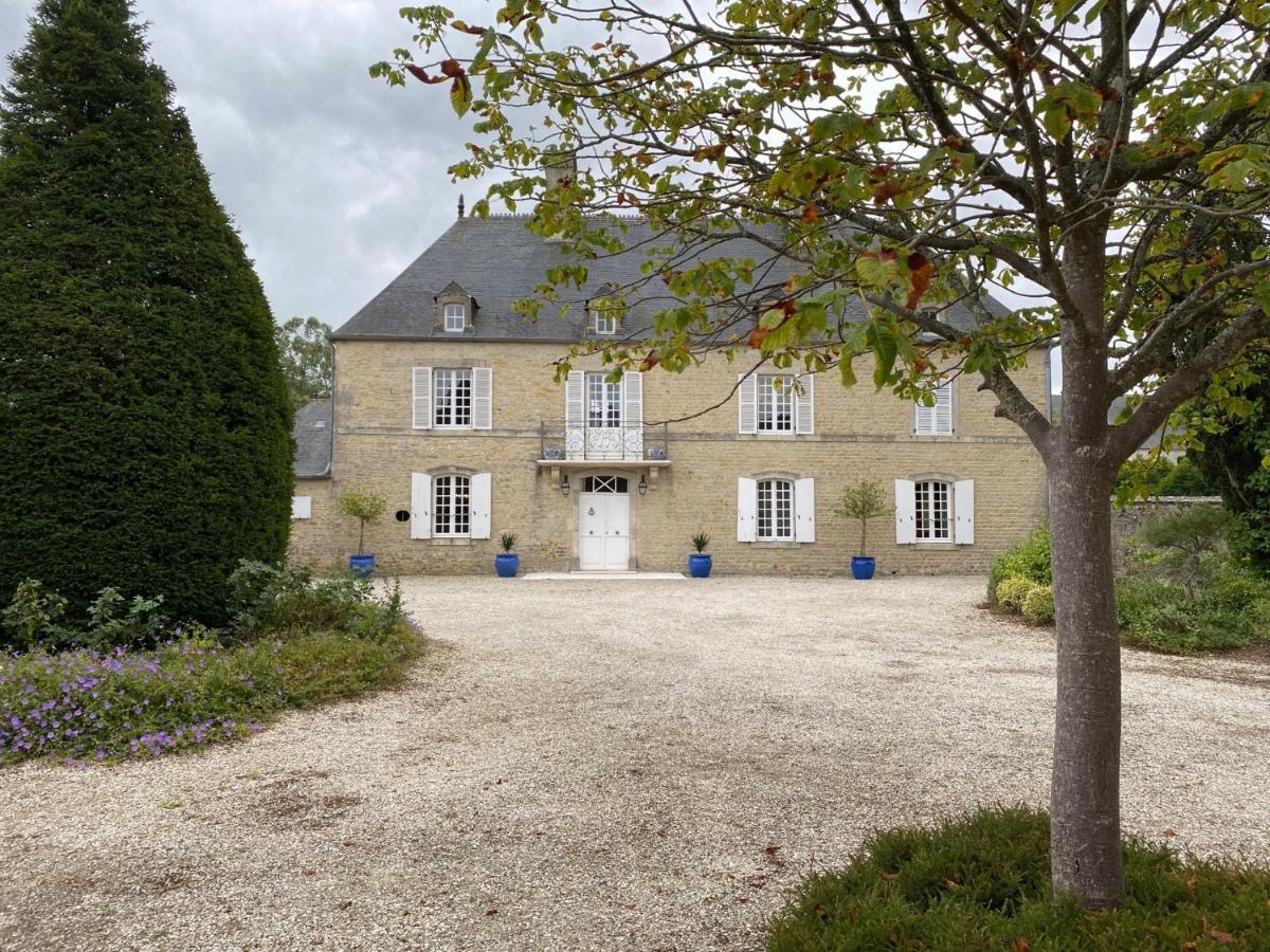 La Cour D'Audouville ภายนอก รูปภาพ